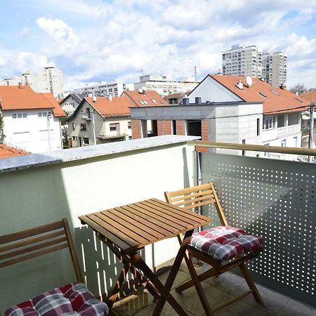 Simpa Stan U Potkrovlju Zágráb Kültér fotó